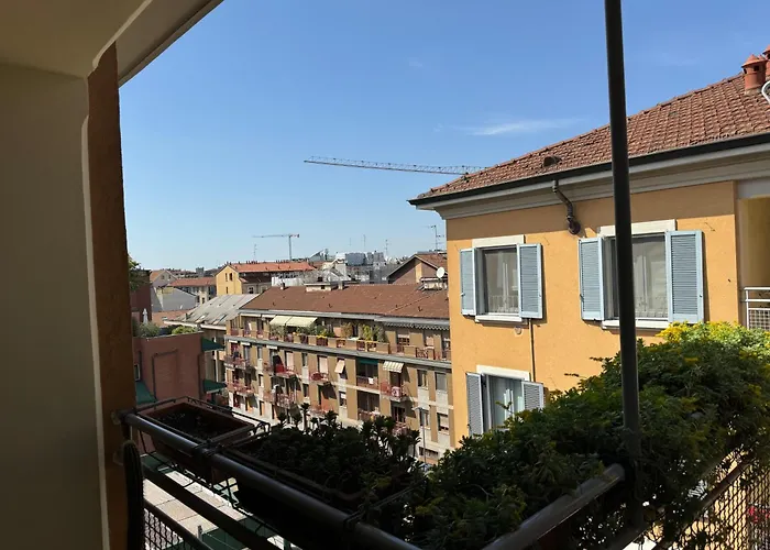 Timeless View In Milan - Isola District Apartment
